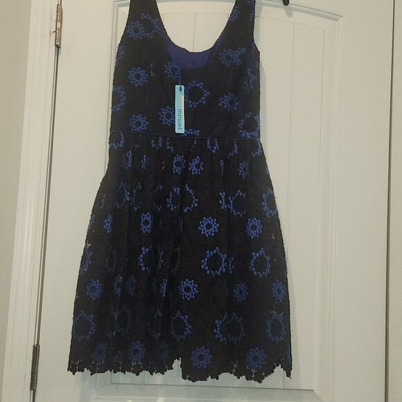 Minuet sleeveless dress size small NWT - Picture 4 of 6